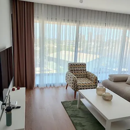 Palm Beach Varosha Daire